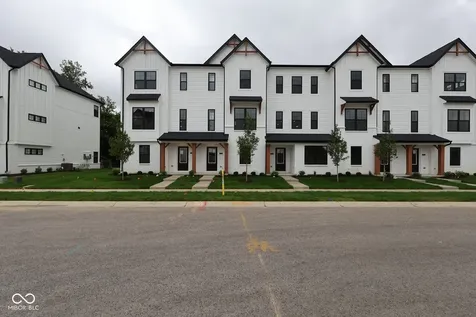 4457 Yellowwood Avenue Brownsburg IN 46112