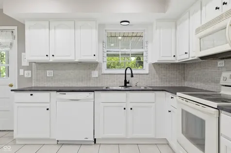 6333 E 56th Street Indianapolis IN 46226