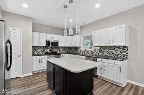 7307 Ponderosa Pines Place Indianapolis IN 46239