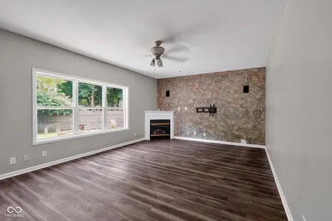 7307 Ponderosa Pines Place Indianapolis IN 46239