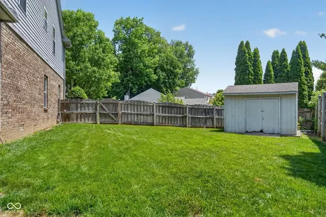 7307 Ponderosa Pines Place Indianapolis IN 46239
