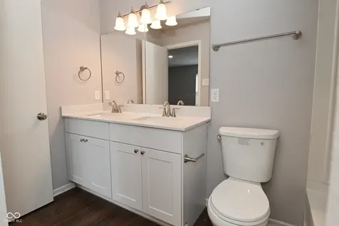 647 Hickory Pine Drive New Whiteland IN 46184