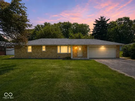 8 S Scatterfield Road Anderson IN 46012