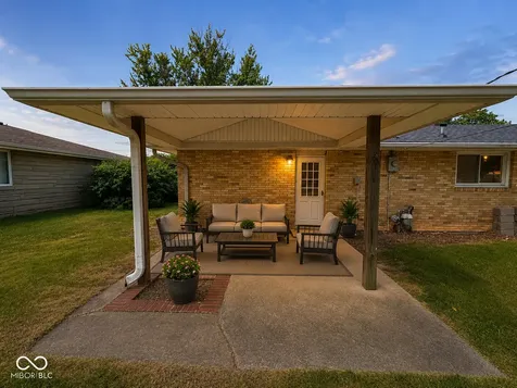 8 S Scatterfield Road Anderson IN 46012