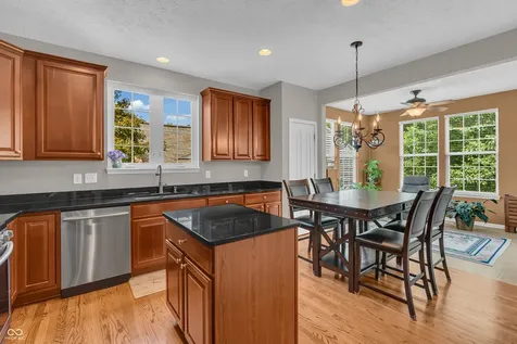 13133 Cresswell Place Fishers IN 46037