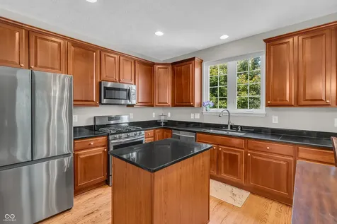 13133 Cresswell Place Fishers IN 46037