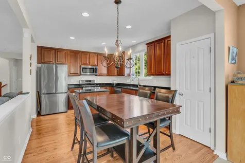 13133 Cresswell Place Fishers IN 46037