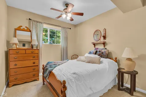 13133 Cresswell Place Fishers IN 46037
