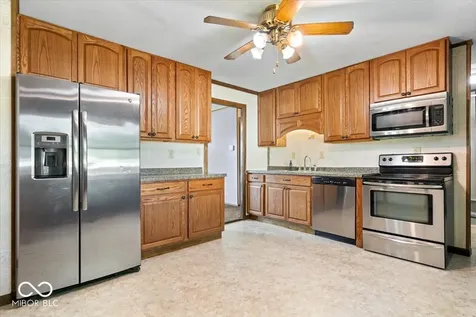 1100 Delwood Drive Mooresville IN 46158