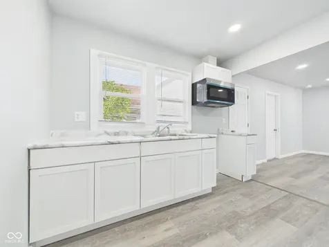 1403 W 3rd Street Anderson IN 46016