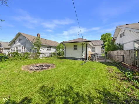 1403 W 3rd Street Anderson IN 46016