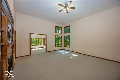 1663 Walnut Trace Greenfield IN 46140