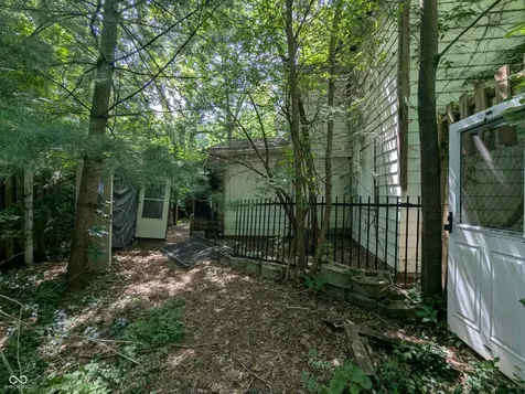 1808 E 68th Street Indianapolis IN 46220