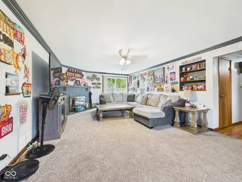 708 W Monroe Street Alexandria IN 46001