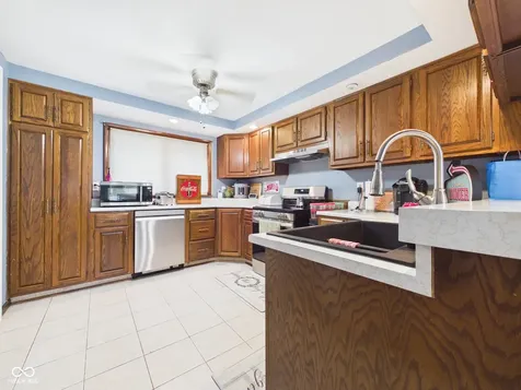 708 W Monroe Street Alexandria IN 46001