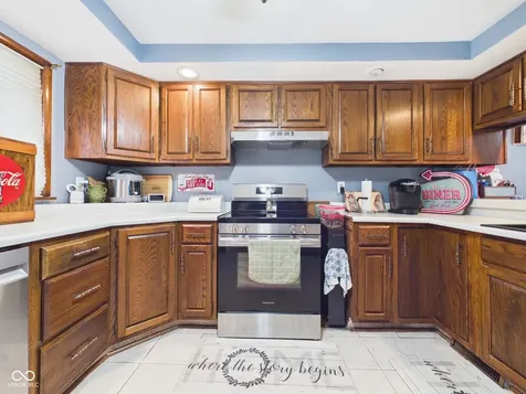 708 W Monroe Street Alexandria IN 46001