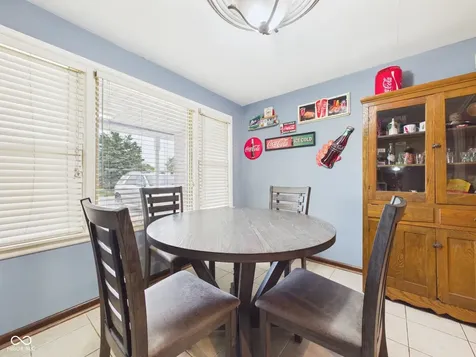 708 W Monroe Street Alexandria IN 46001