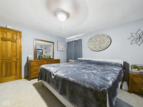 708 W Monroe Street Alexandria IN 46001