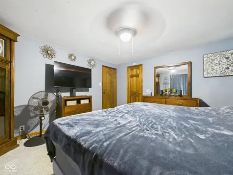 708 W Monroe Street Alexandria IN 46001
