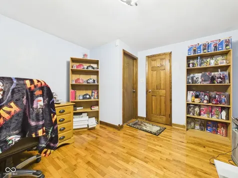 708 W Monroe Street Alexandria IN 46001