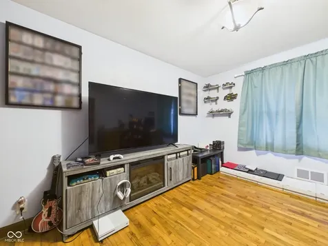 708 W Monroe Street Alexandria IN 46001