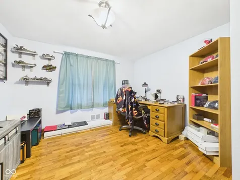 708 W Monroe Street Alexandria IN 46001
