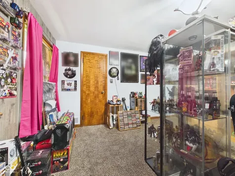 708 W Monroe Street Alexandria IN 46001