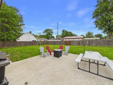 708 W Monroe Street Alexandria IN 46001