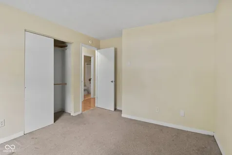 6627 Muirfield Way Indianapolis IN 46237