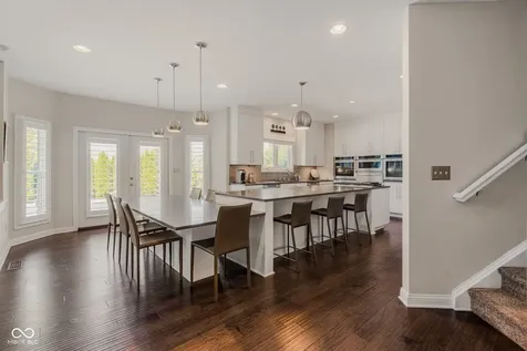 950 Westlake Hills Drive Columbus IN 47201