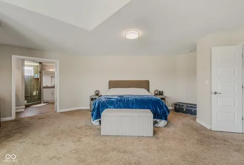 950 Westlake Hills Drive Columbus IN 47201