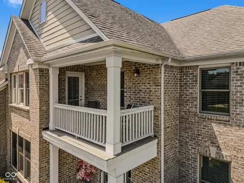 950 Westlake Hills Drive Columbus IN 47201
