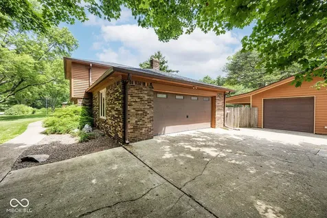 1743 Ramsey Lane Plainfield IN 46168