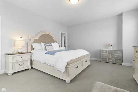 6996 Pickett Place Carmel IN 46033