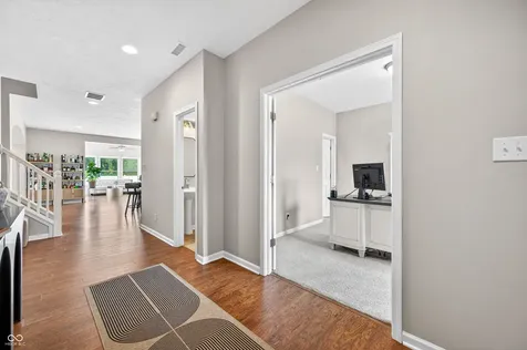 2089 Deer Valley Court Columbus IN 47201