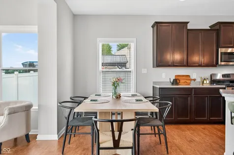 2089 Deer Valley Court Columbus IN 47201