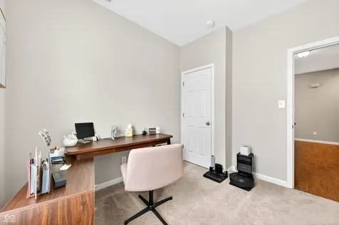 2089 Deer Valley Court Columbus IN 47201