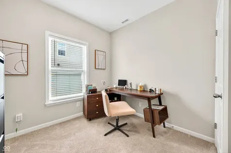 2089 Deer Valley Court Columbus IN 47201