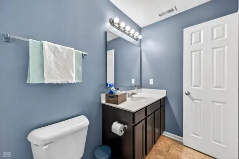 2089 Deer Valley Court Columbus IN 47201