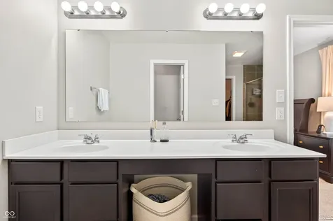 2089 Deer Valley Court Columbus IN 47201