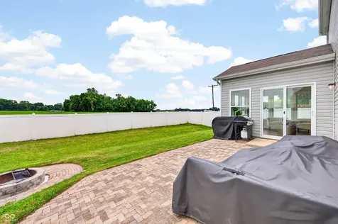 2089 Deer Valley Court Columbus IN 47201