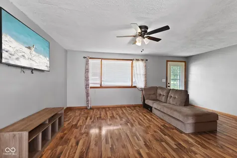 700 Shady Lane Crawfordsville IN 47933