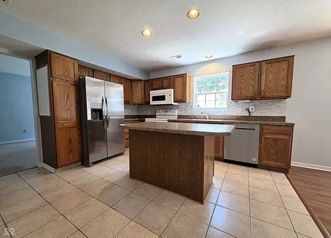 820 Trail Ridge Court Mooresville IN 46158