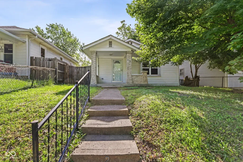 225 S 2nd Avenue Beech Grove IN 46107
