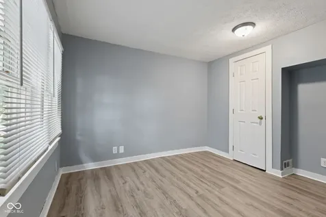 225 S 2nd Avenue Beech Grove IN 46107