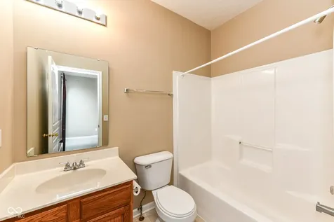 4016 Rowlett Place Carmel IN 46074