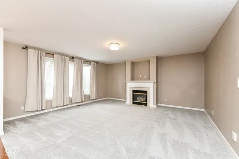 4016 Rowlett Place Carmel IN 46074