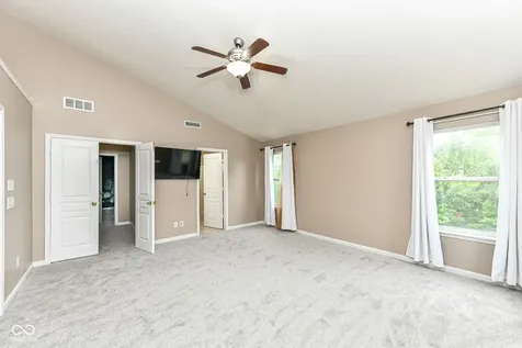 4016 Rowlett Place Carmel IN 46074
