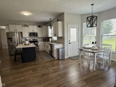 8444 Vanguard Lane Indianapolis IN 46239