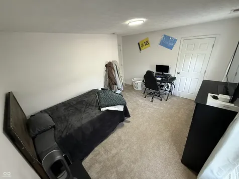 8444 Vanguard Lane Indianapolis IN 46239